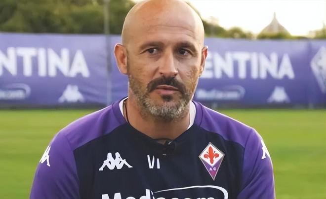 杜兰特中投精准，全场欢呼