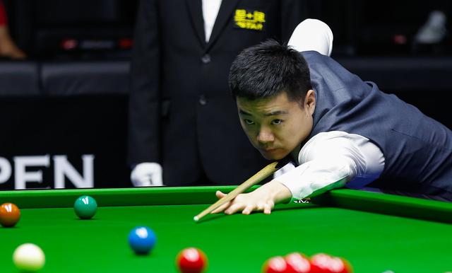 热火官方：拉尔森左脚踝扭伤，预计缺席1-2周